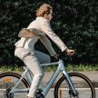 FIIDO AIR KARBON Vázas E-bike Ultra Könnyű Szíjhajtásos Férfi Vázas Elektromos Kerékpár 250W 36V 5.8Ah (208.8Wh) 25 km/h