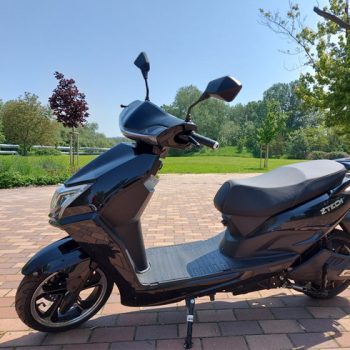 Jogosítvány köteles robogók