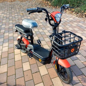 Jogosítvány nélkül vezethető robogók